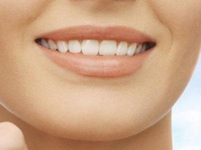 牙齿发黄的面相要注意哪些 身体健康需注意