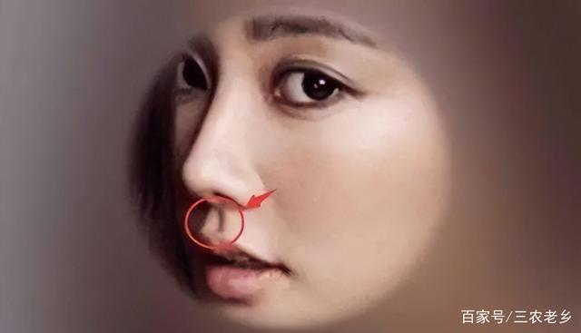 女人鼻头中间有条沟代表什么 人中详细解释