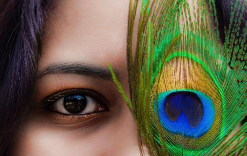 孔雀眼面相代表什么 孔雀眼是什么